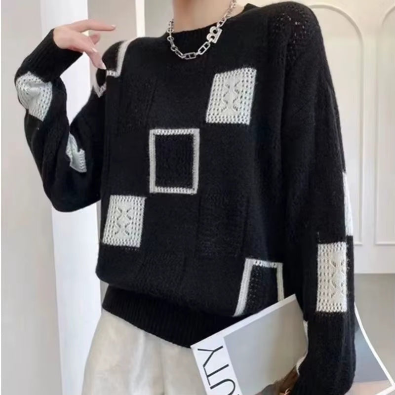 Women's Printed Round Neck Relaxed Fit Jumper